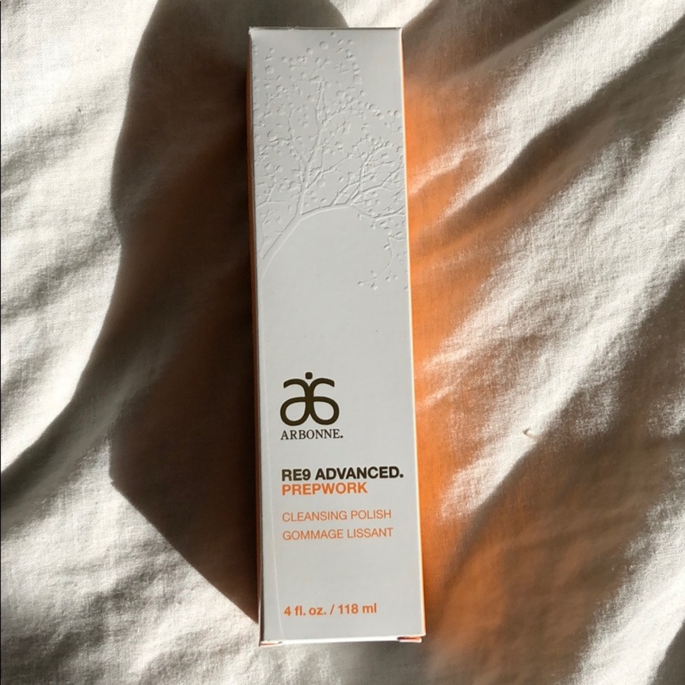 Arbonne cleansing polish RE9